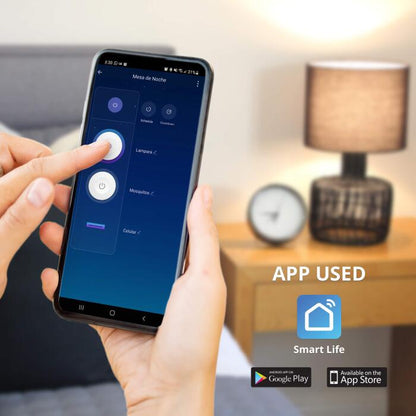 Tomacorriente Omnia Inteligente WiFi con USB.